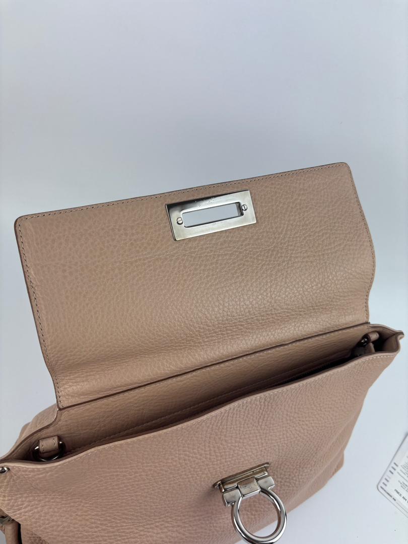 Sofia Tote Beige