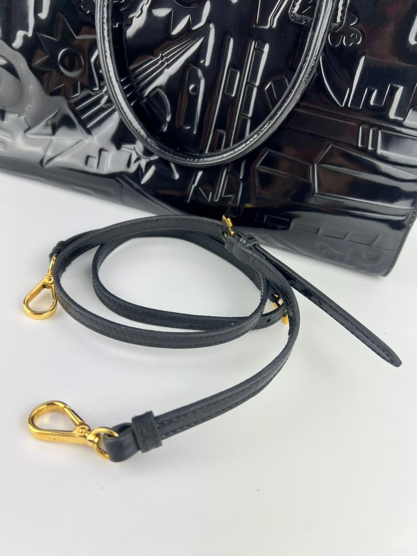 BN2492 Spazzolato Patent Leather Tote Black