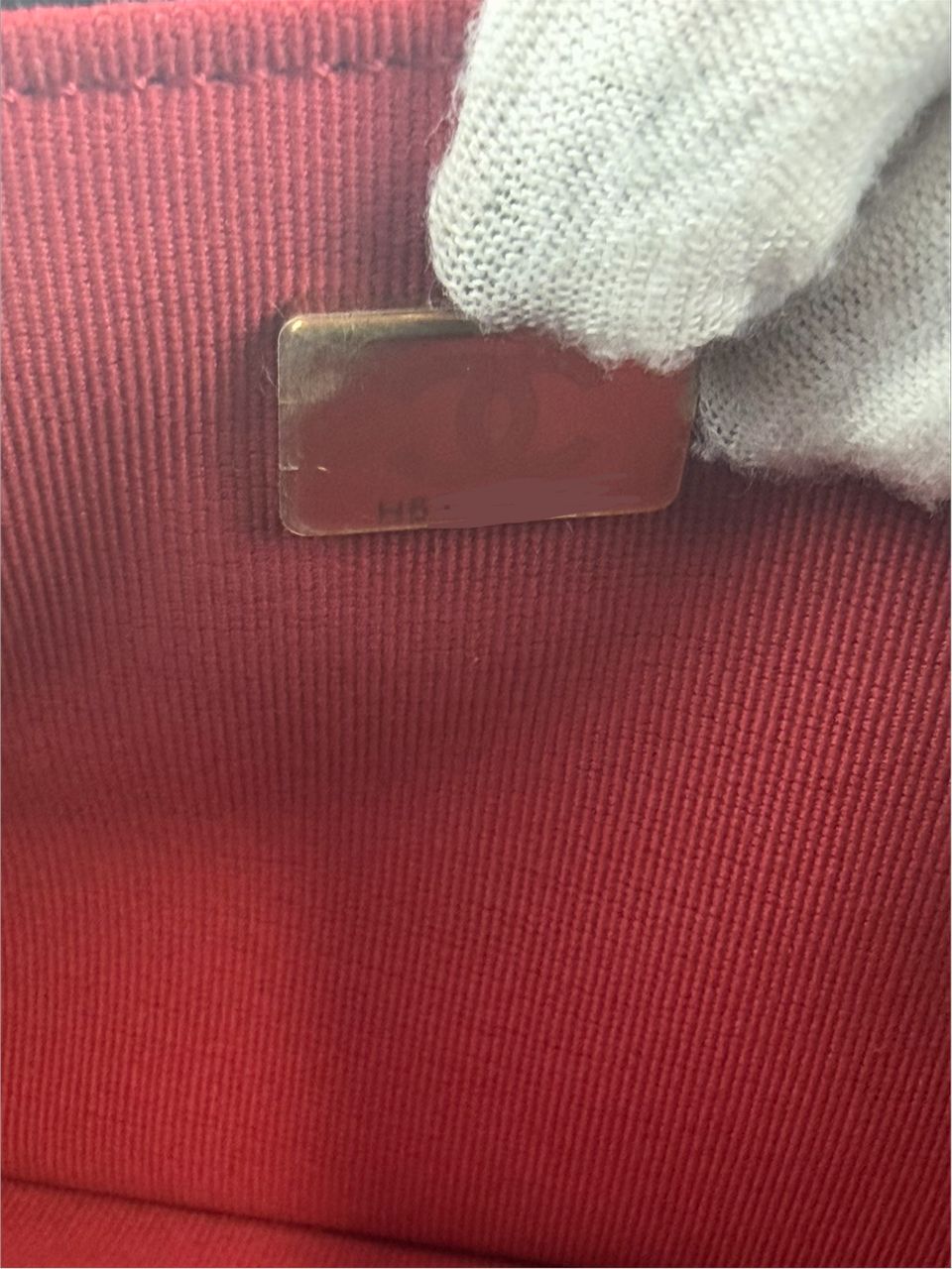 Medium Quilted Wavy CC Hobo Black Patent Aged Calfskin GHW - Glampot