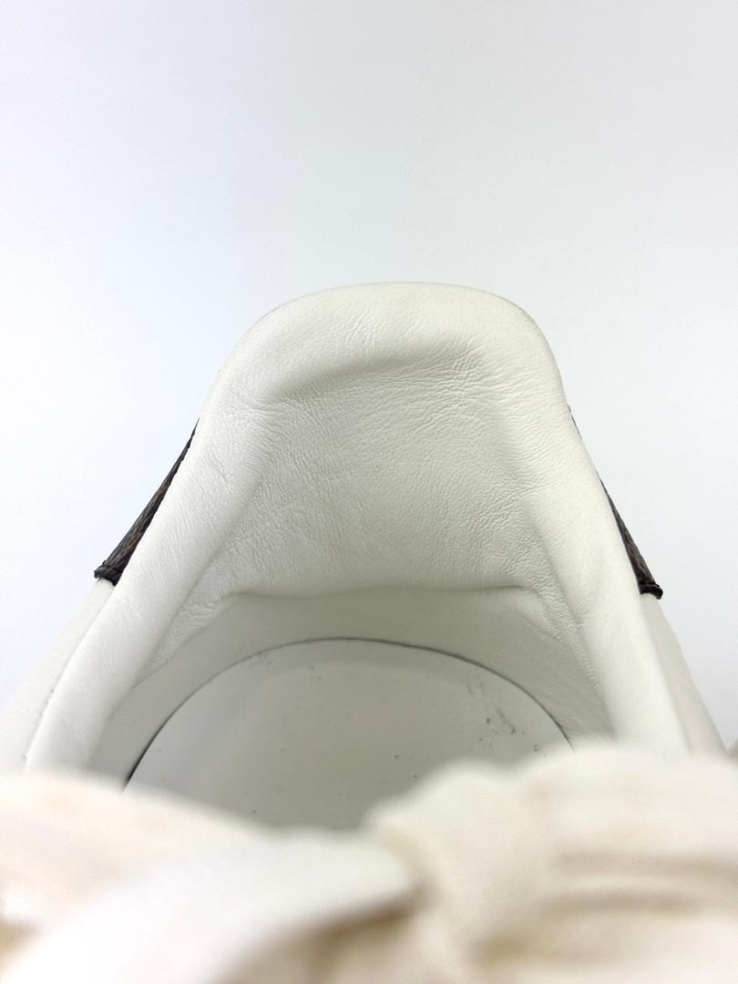 1AAP6C Time Out Sneaker White Size 38.5