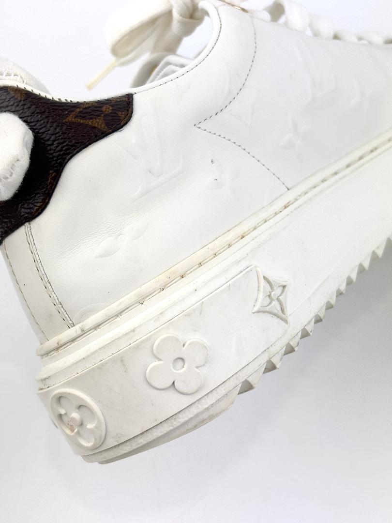 1AAP6C Time Out Sneaker White Size 38.5