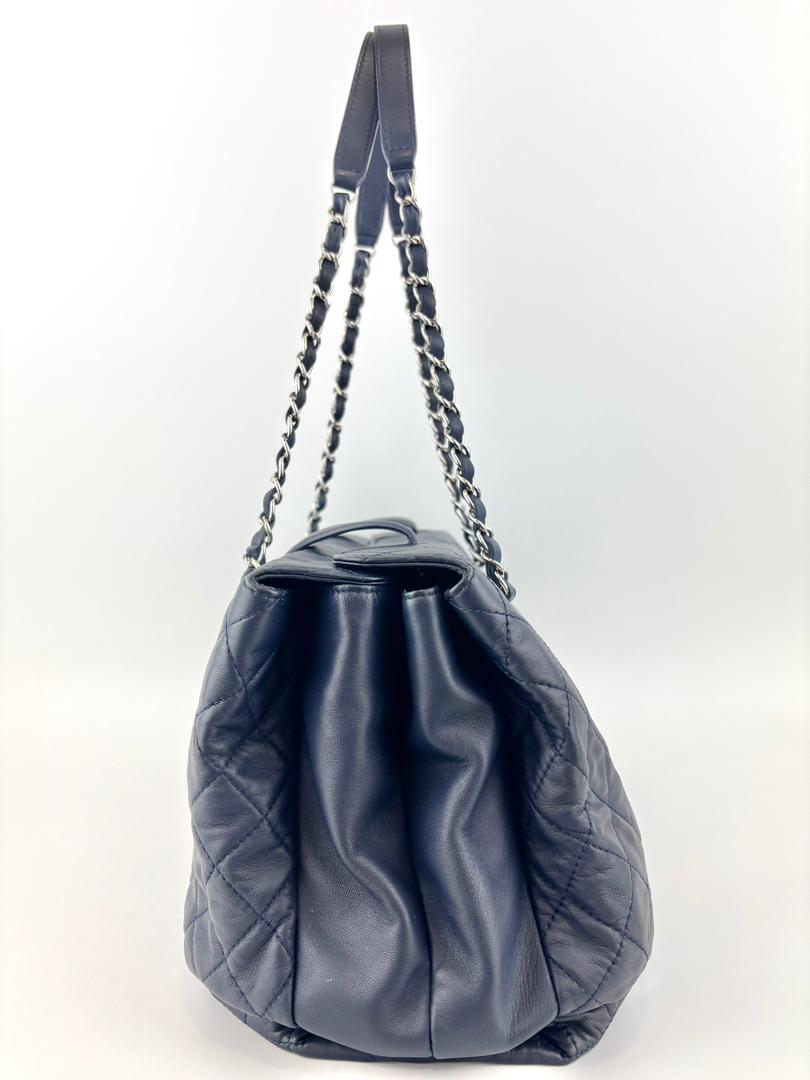 Accordion Shopping Tote Navy SHW - Glampot