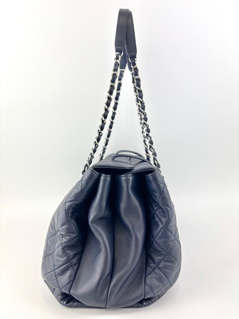 Accordion Shopping Tote Navy SHW - Glampot