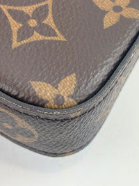 M61276 Pochette Félicie GM Monogram Canvas Fuchsia