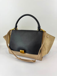 Medium Trapeze Top Handle Bag in Beige / Black Leather and Suede