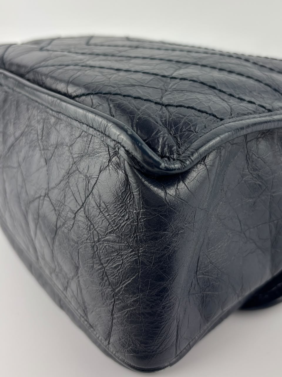 Niki Medium Shoulder Bag Dark Navy Crinkled Leather