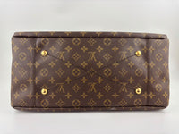 Artsy GM Monogram Canvas