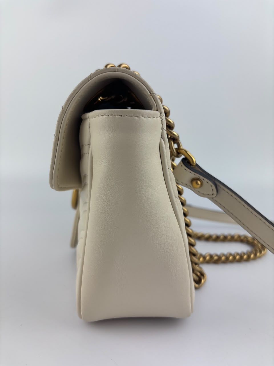 GG Marmont Small Matelassé Shoulder Bag White Quilted Leather