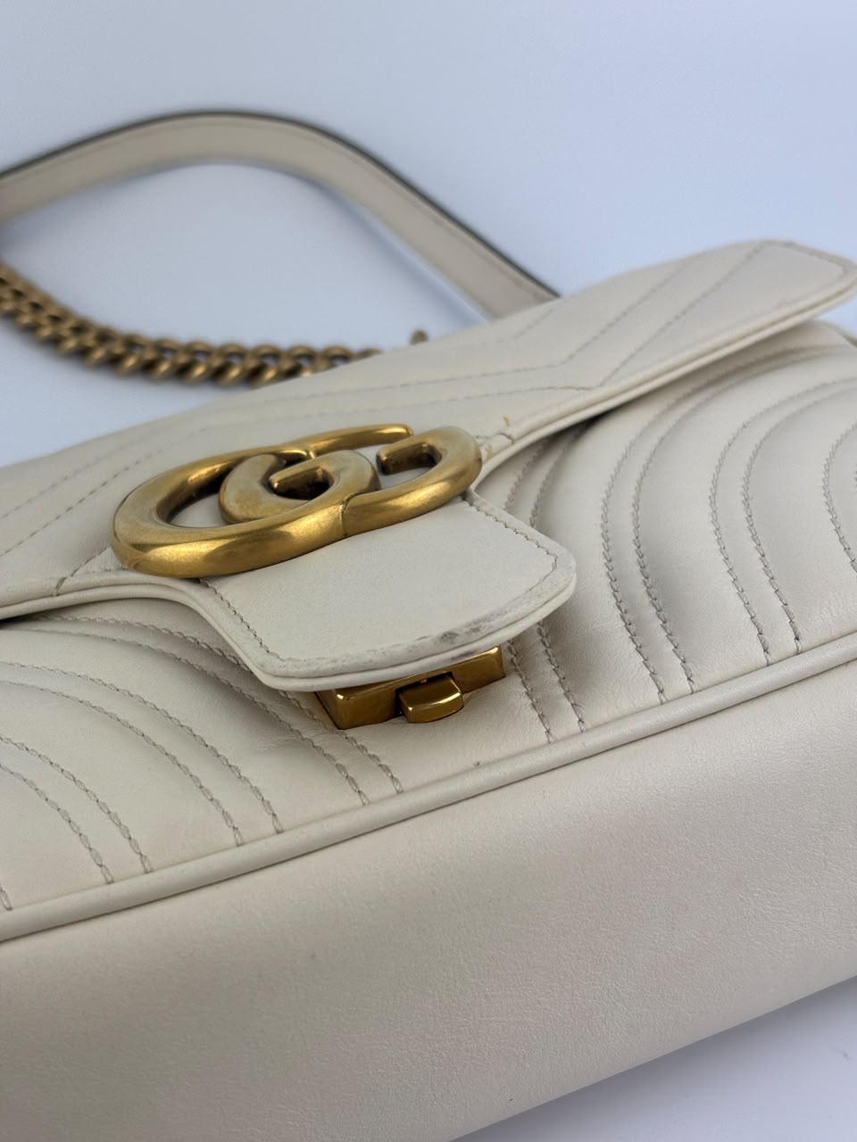GG Marmont Small Matelassé Shoulder Bag White Quilted Leather