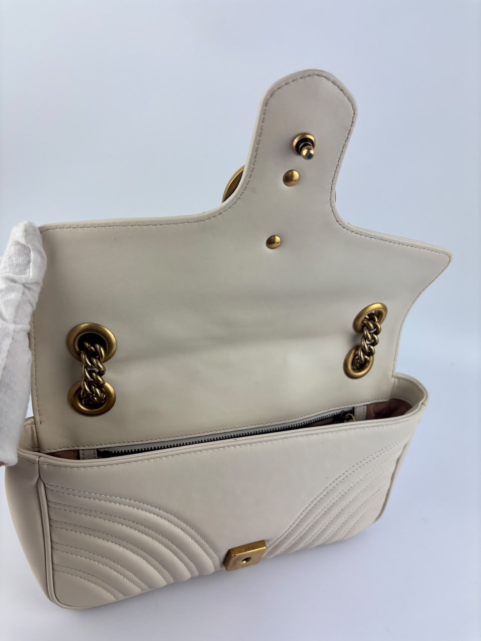 GG Marmont Small Matelassé Shoulder Bag White Quilted Leather