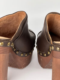 A G27163 Brown Leather Studded Platform Mule Clogs Size 39.5/40 IT
