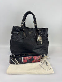 BN1568 Black Soft Calf Leather With Train Station Luggage Tag