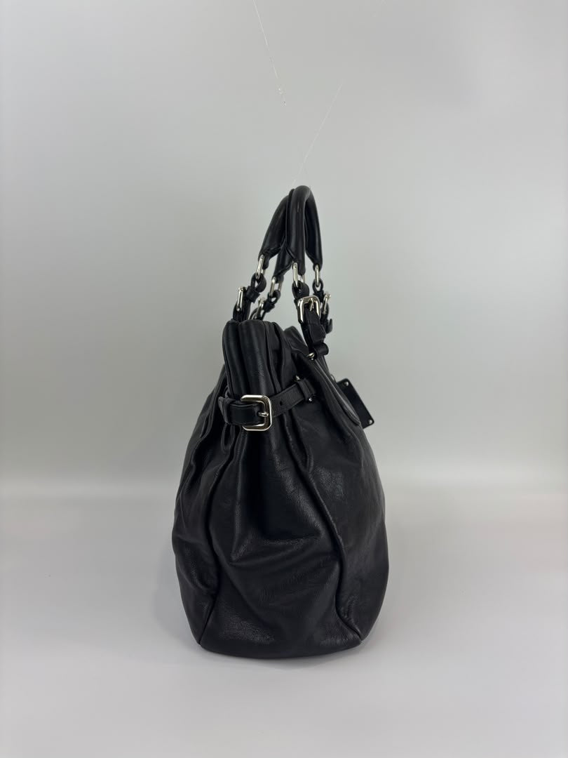 BN1568 Black Soft Calf Leather With Train Station Luggage Tag