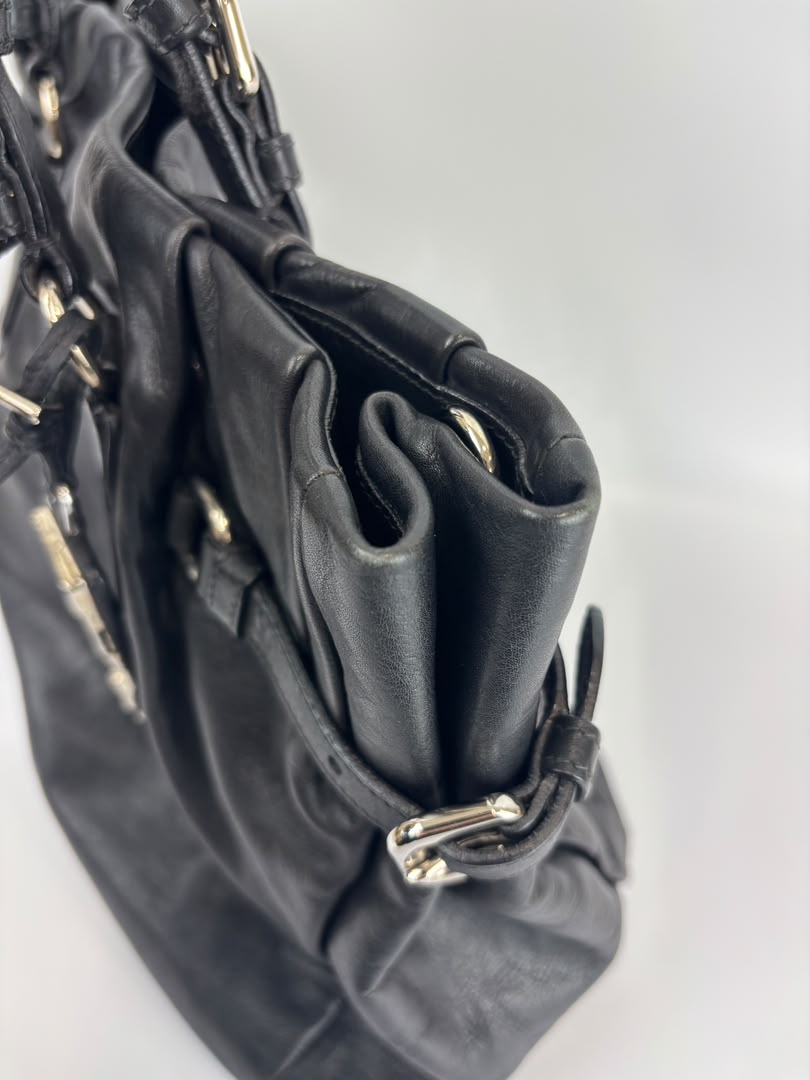 BN1568 Black Soft Calf Leather With Train Station Luggage Tag