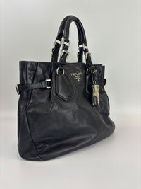 BN1568 Black Soft Calf Leather With Train Station Luggage Tag