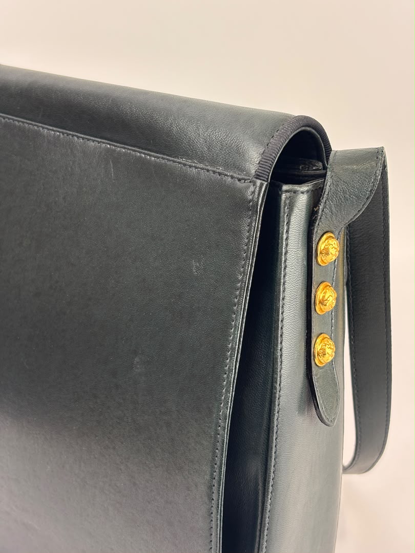 Vintage Dark Green Leather Shoulder Bag with Shoe Clasp