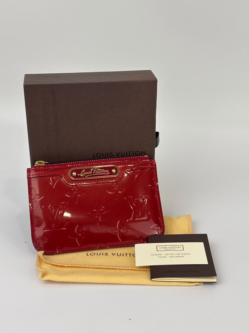 Monogram Vernis Pochette Cles Key & Change Holder in Cherry Red