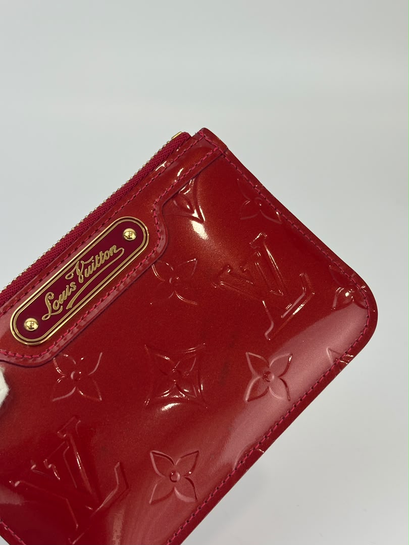 Monogram Vernis Pochette Cles Key & Change Holder in Cherry Red