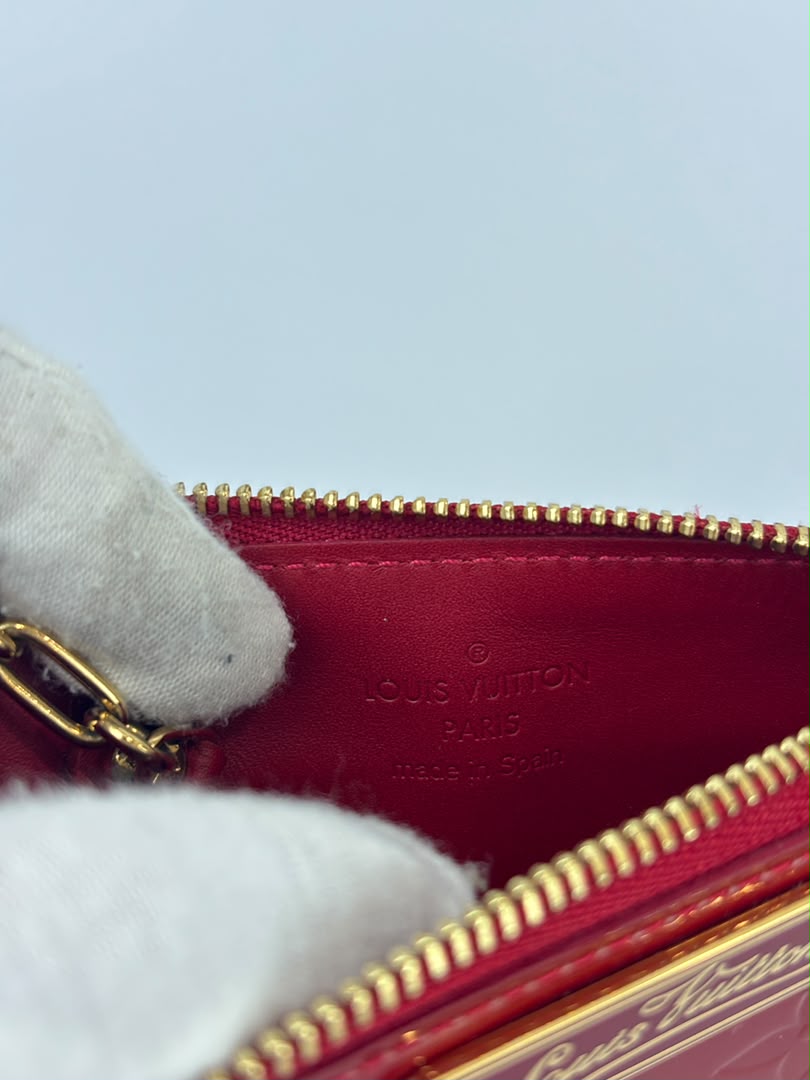 Monogram Vernis Pochette Cles Key & Change Holder in Cherry Red