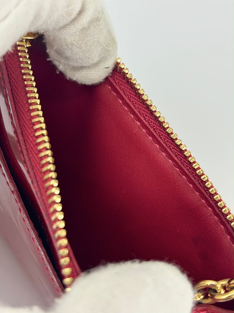 Monogram Vernis Pochette Cles Key & Change Holder in Cherry Red