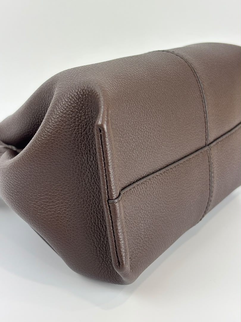 Numero Neuf Mini Textured Ebony Brown