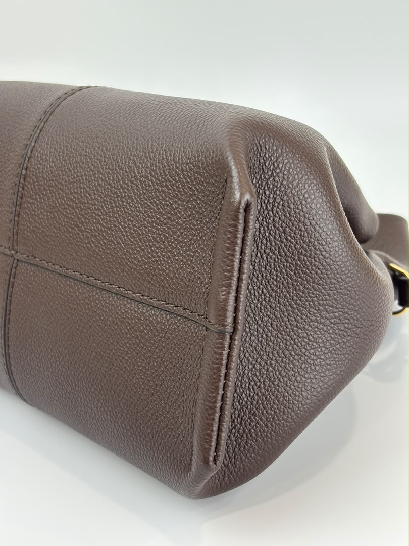 Numero Neuf Mini Textured Ebony Brown
