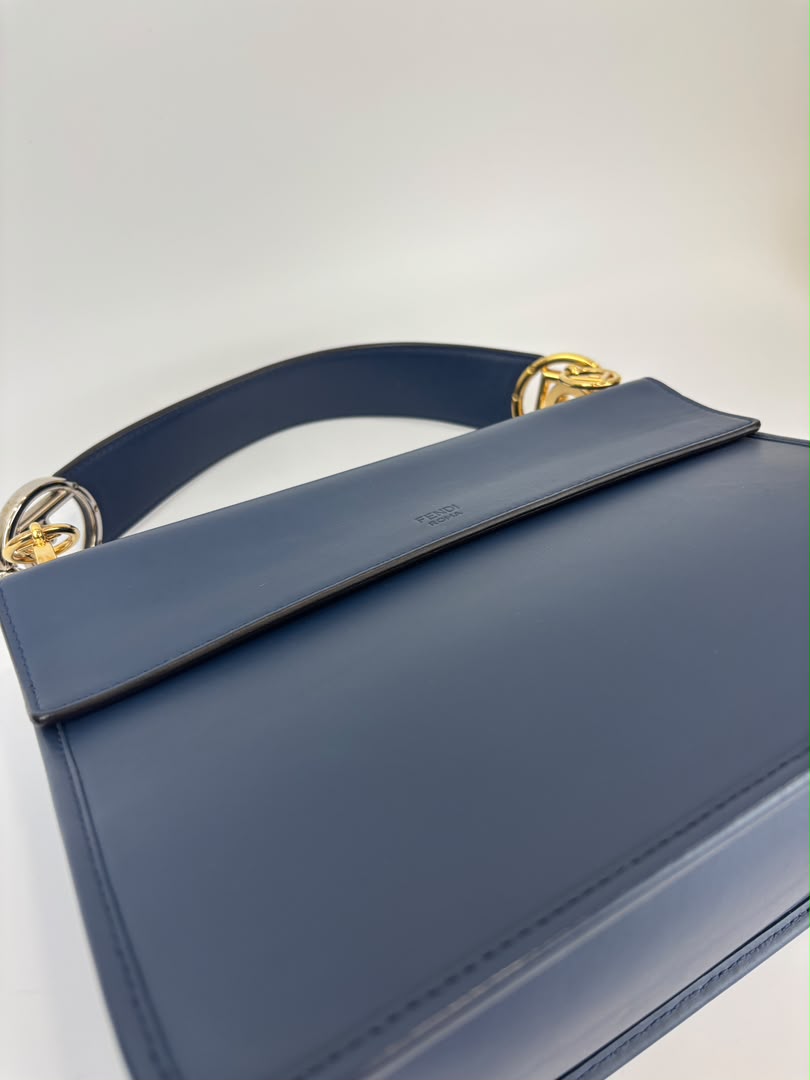 8BT284 Kan I Shoulder Bag in Blue