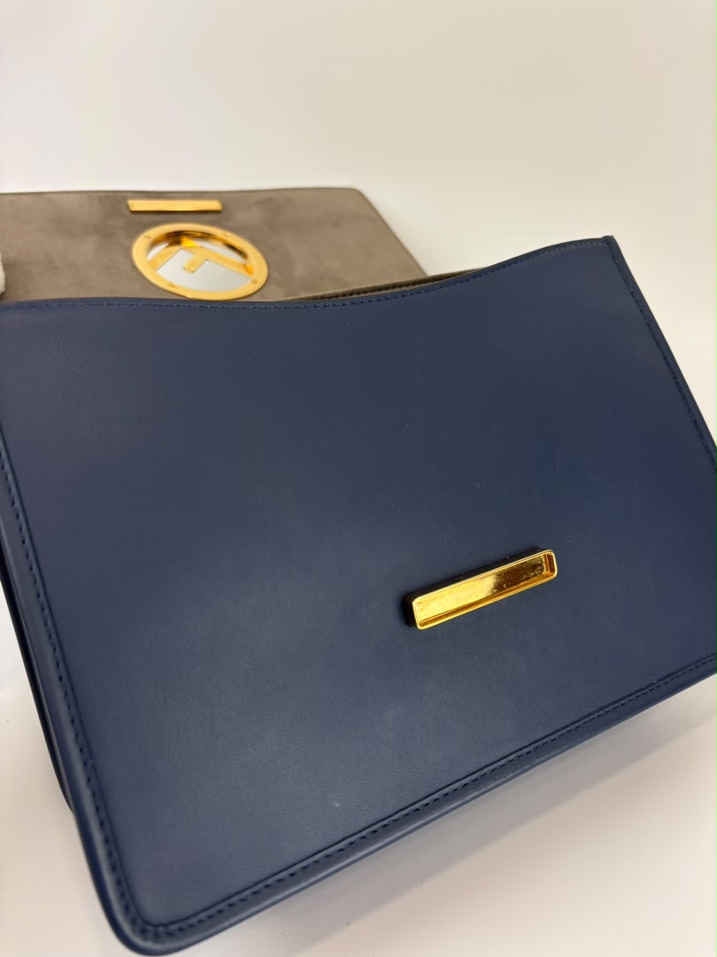 8BT284 Kan I Shoulder Bag in Blue