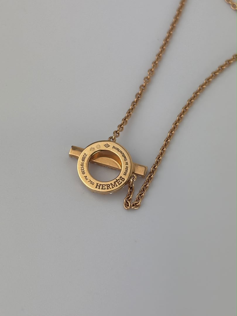 Finesse Pendant Necklace Rose Gold with Diamonds