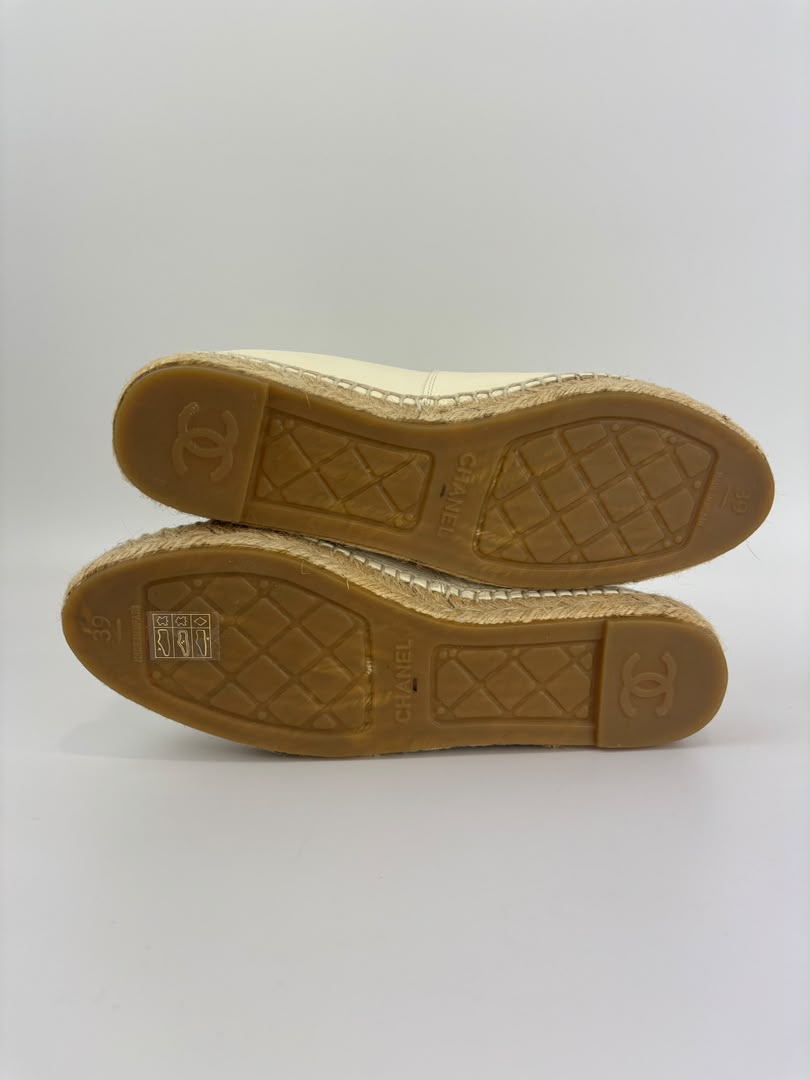 Espadrilles in White Lambskin Size 39