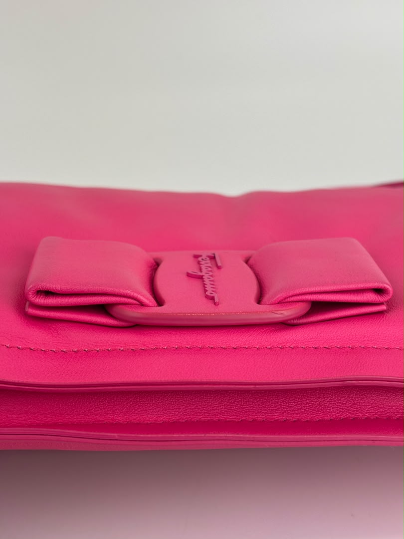 Calfskin Mini Viva Bow Shoulder Bag in Pink