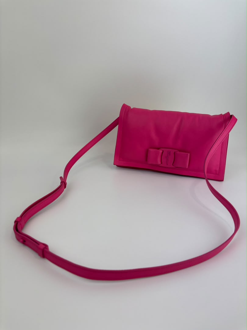 Calfskin Mini Viva Bow Shoulder Bag in Pink