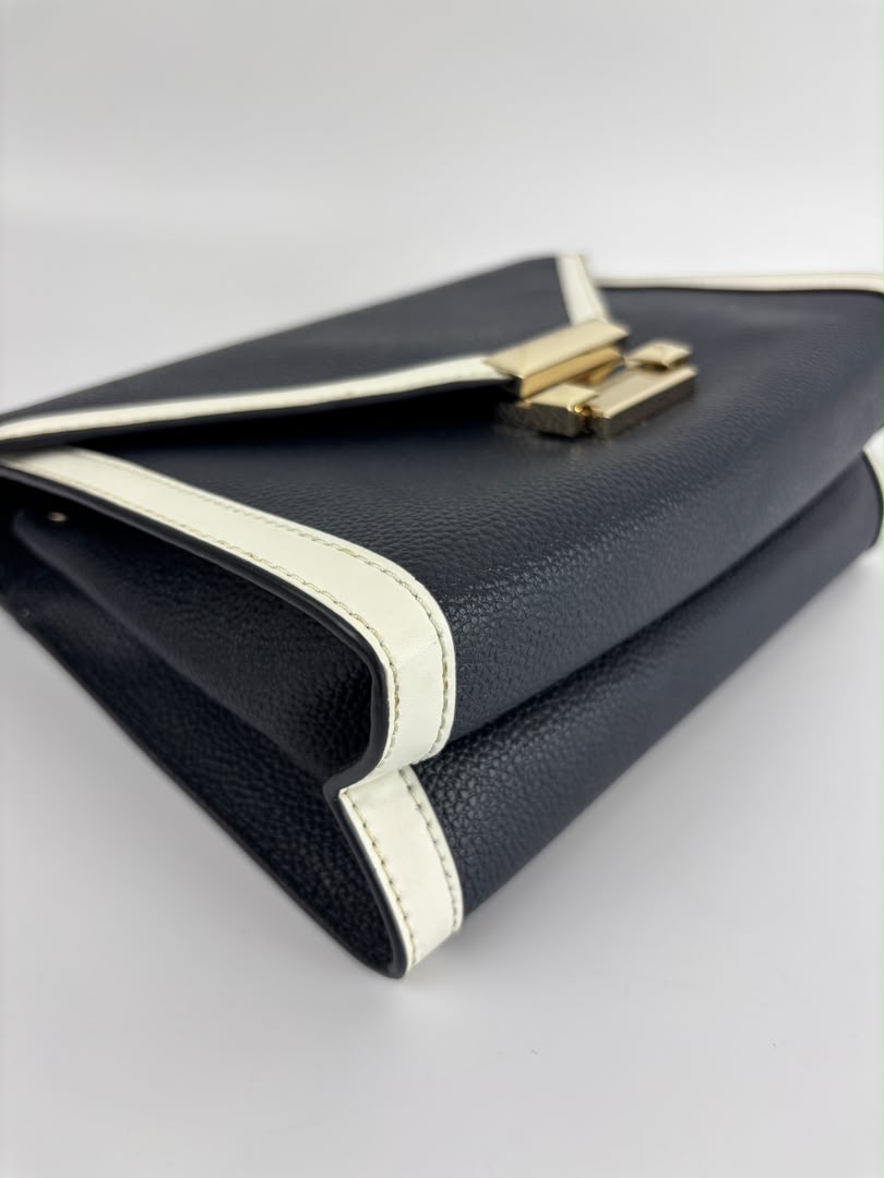 Whitney Large Leather Convertible Shoulder Bag GHW