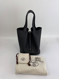Picotin 22 Black Taurillon Clémence PHW
