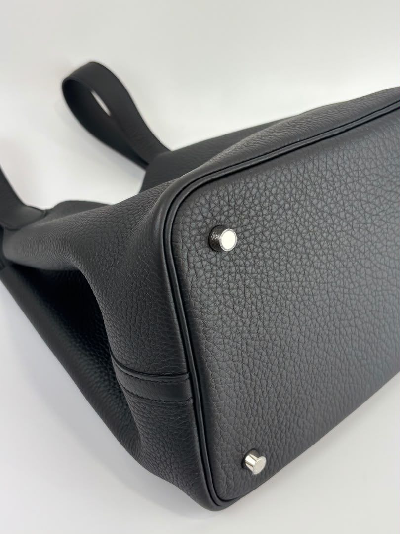 Picotin 22 Black Taurillon Clémence PHW