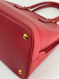 BN2558 Fuoco Saffiano Lux Promenade Bag