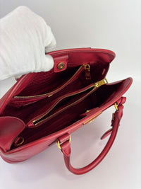 BN2558 Fuoco Saffiano Lux Promenade Bag