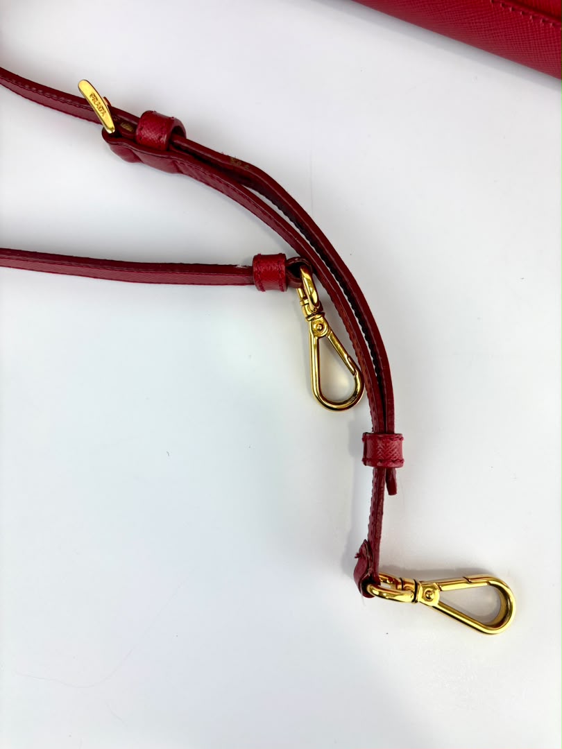 BN2558 Fuoco Saffiano Lux Promenade Bag