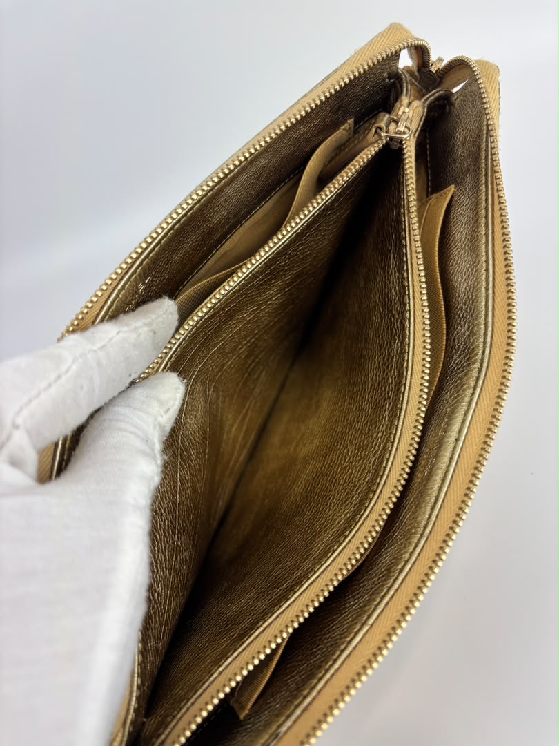 Boy Antique Gold O Case / Clutch