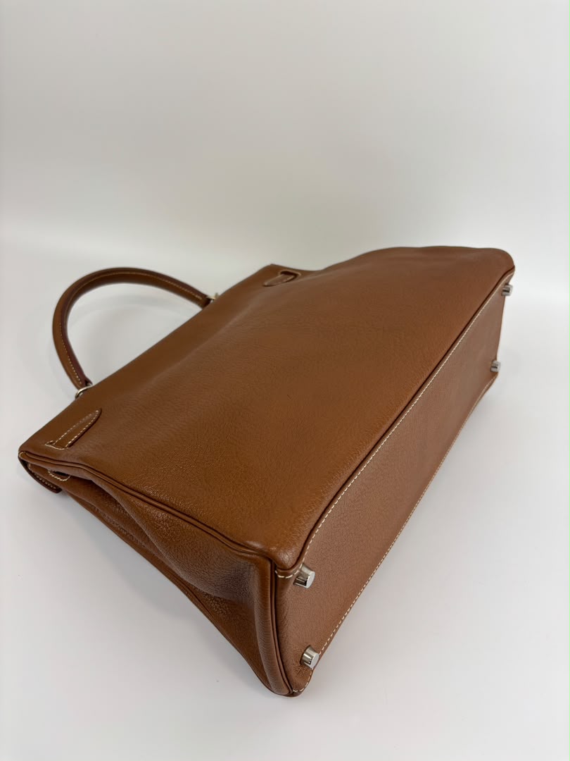Kelly 35 Retourne Chèvre Mysore Gold PHW