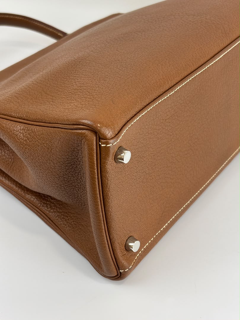Kelly 35 Retourne Chèvre Mysore Gold PHW