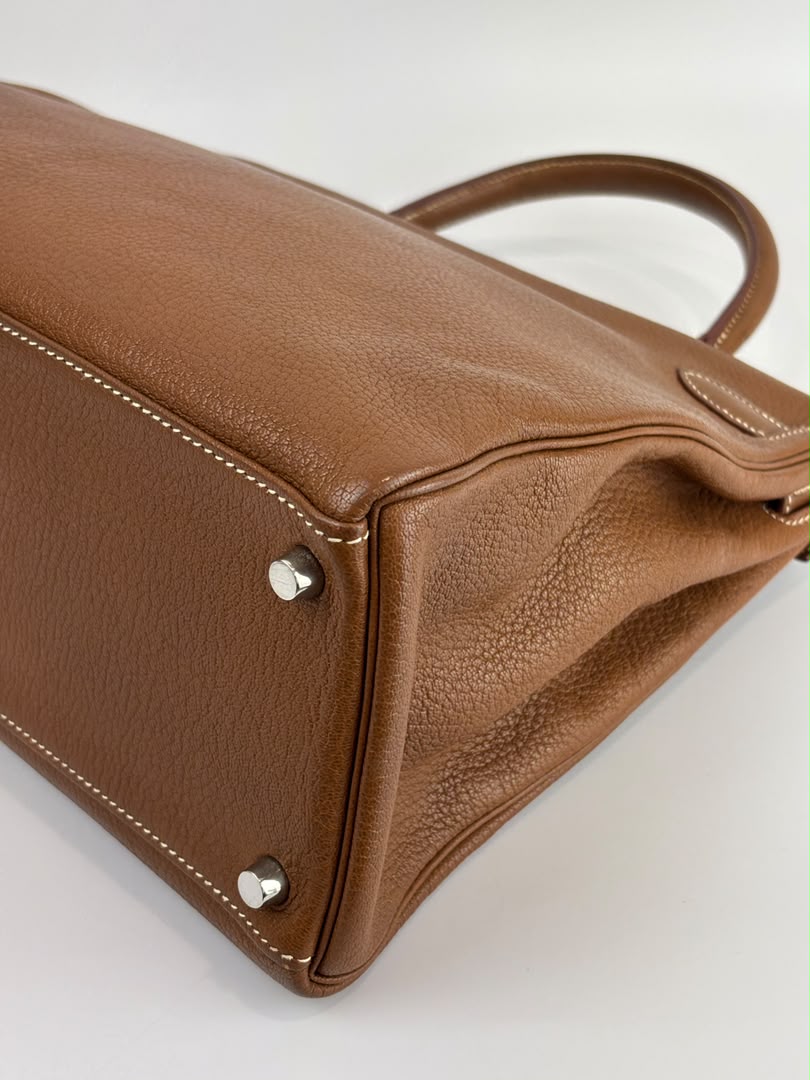 Kelly 35 Retourne Chèvre Mysore Gold PHW