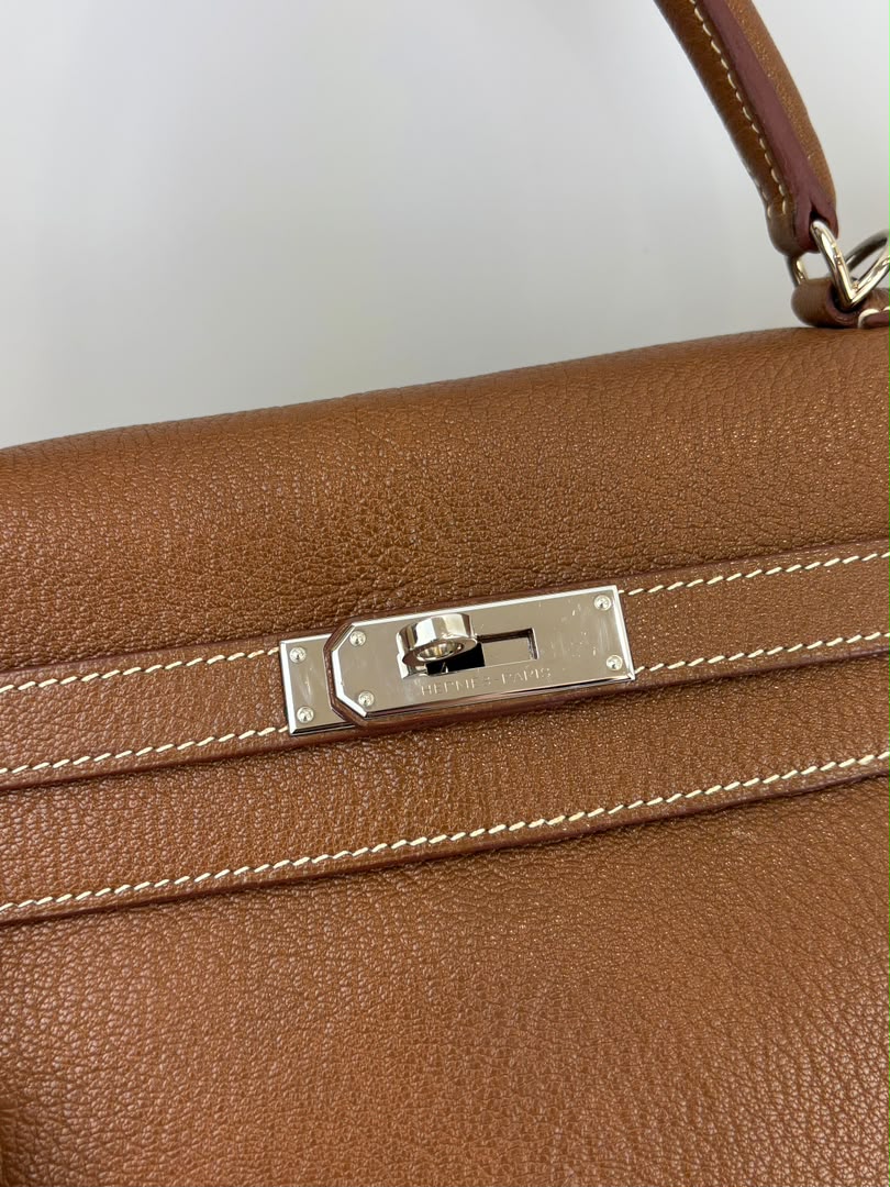 Kelly 35 Retourne Chèvre Mysore Gold PHW