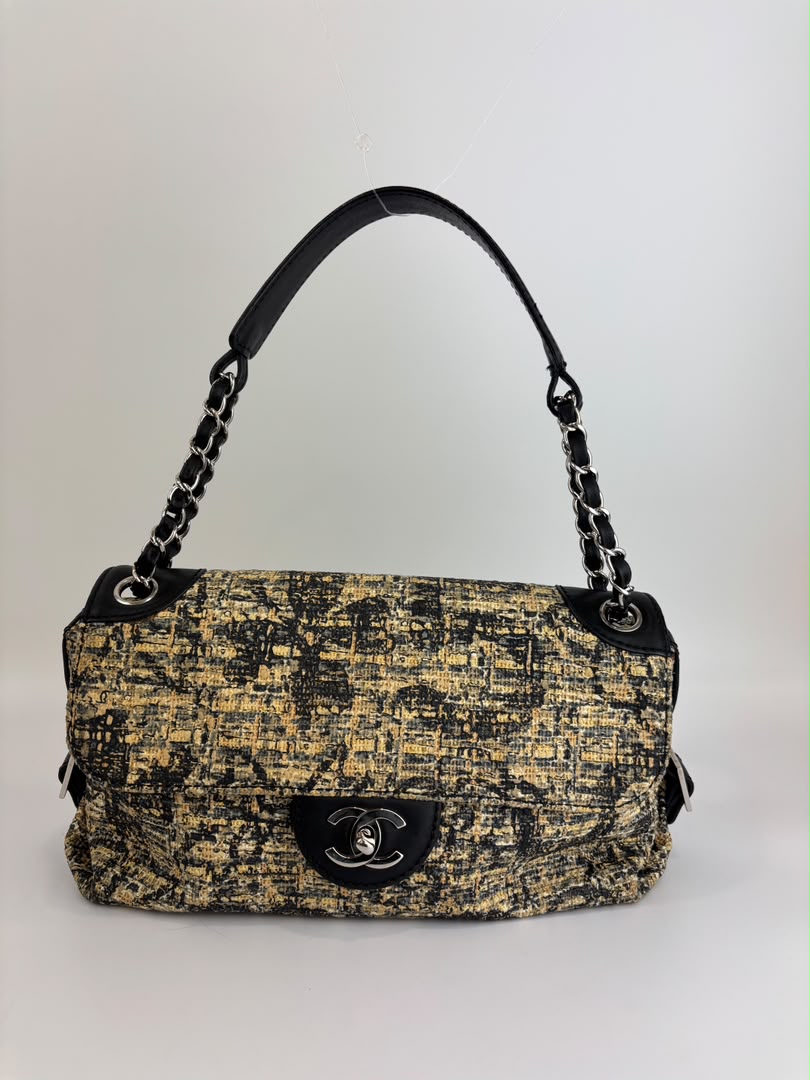 Watercolor Clover Painted Tweed Belted CC Medium Flap Bag SHW