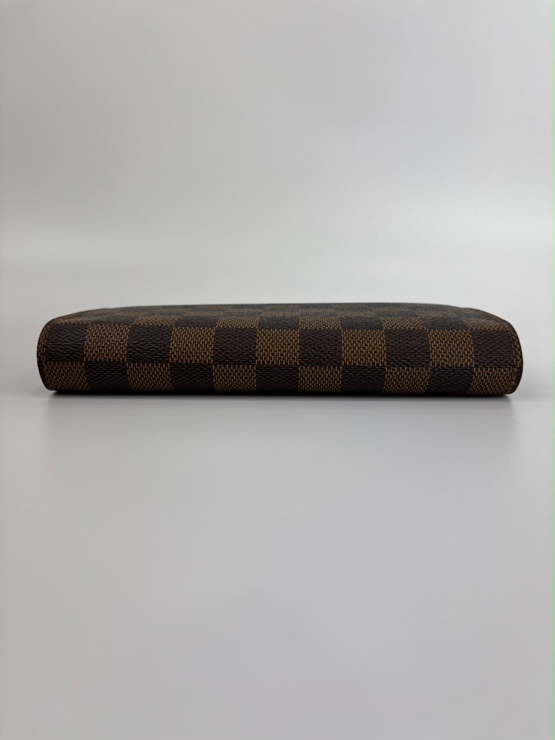 Sarah Wallet in Damier Ebene
