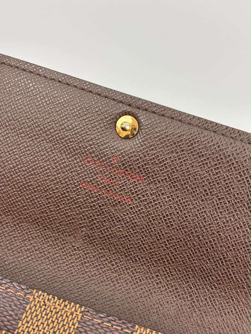 Sarah Wallet in Damier Ebene