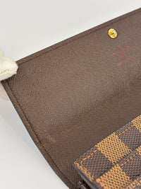 Sarah Wallet in Damier Ebene