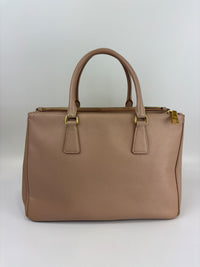 BN2274 Saffiano Lux Galleria Double Zip Tote in Cammeo GHW