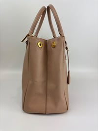 BN2274 Saffiano Lux Galleria Double Zip Tote in Cammeo GHW