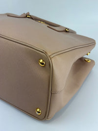 BN2274 Saffiano Lux Galleria Double Zip Tote in Cammeo GHW